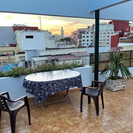 Appartement Centre-Ville Avec Piscine Pour Enfants Tánger Exterior foto